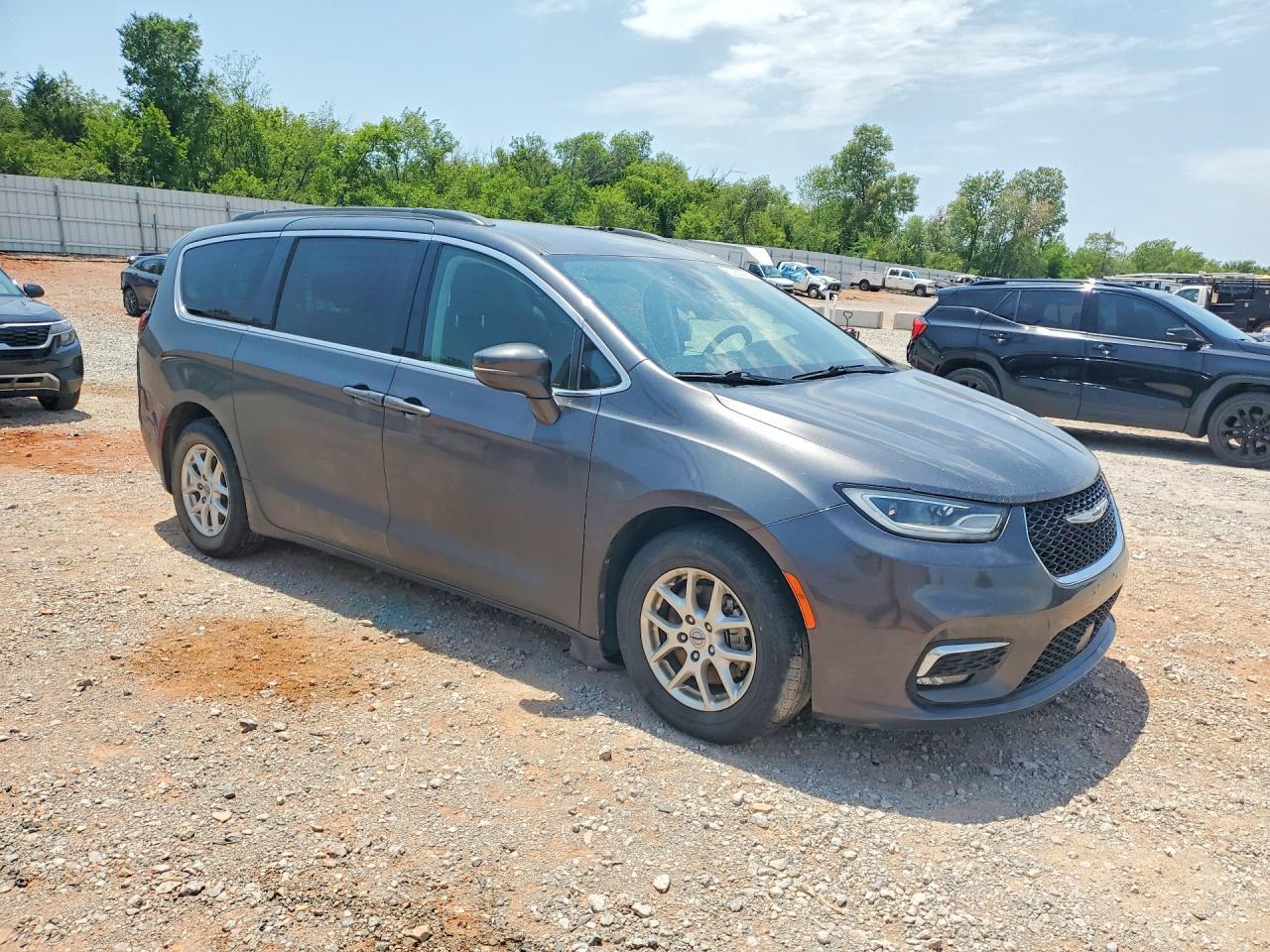 2022 Chrysler Pacifica Touring L - Фото 4