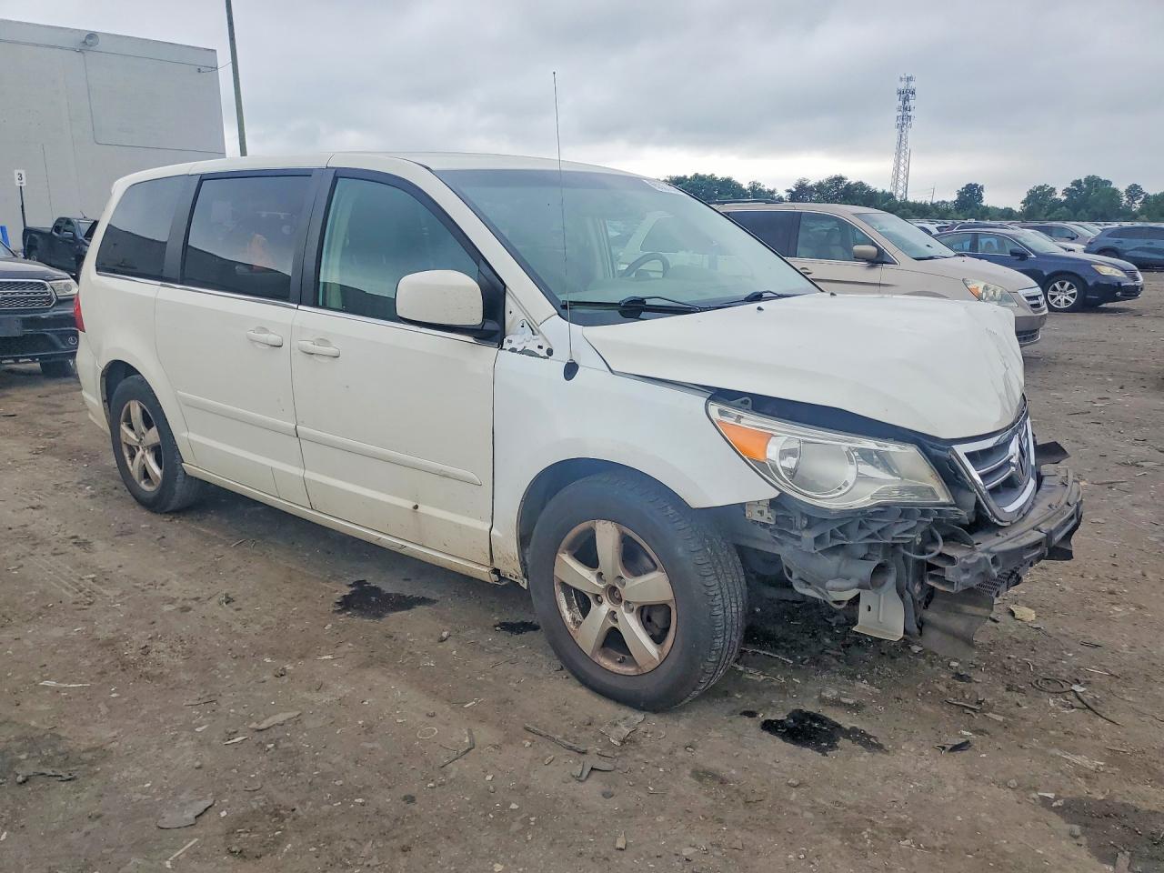 2009 Volkswagen Routan Se - Фото 4