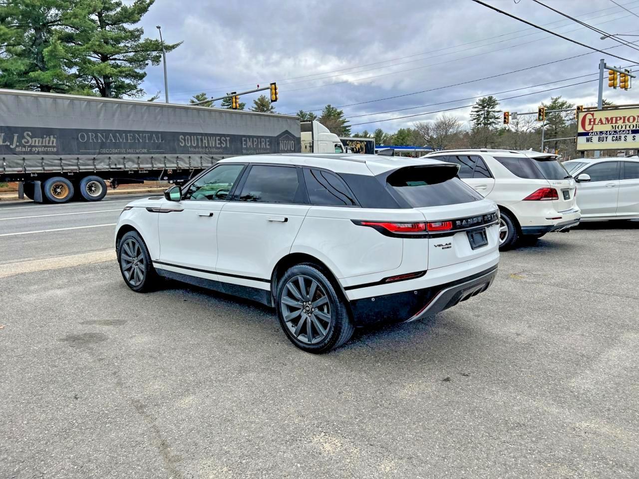 2018 Land Rover Range Rover Velar R-Dynamic Hse - Фото 3