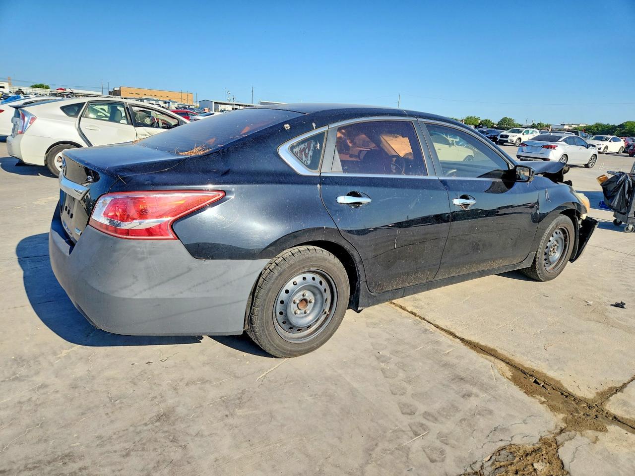 2013 Nissan Altima 2.5 - Image 3