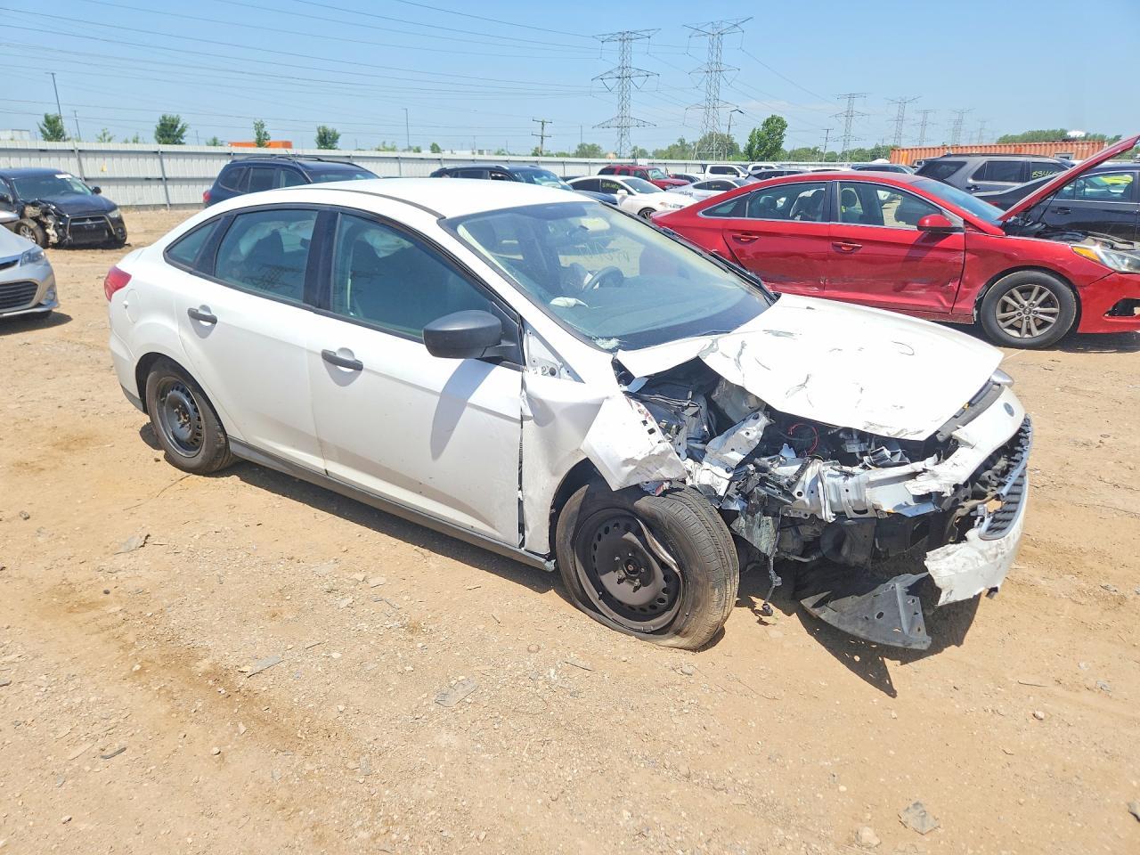 2016 Ford Focus S - Фото 4