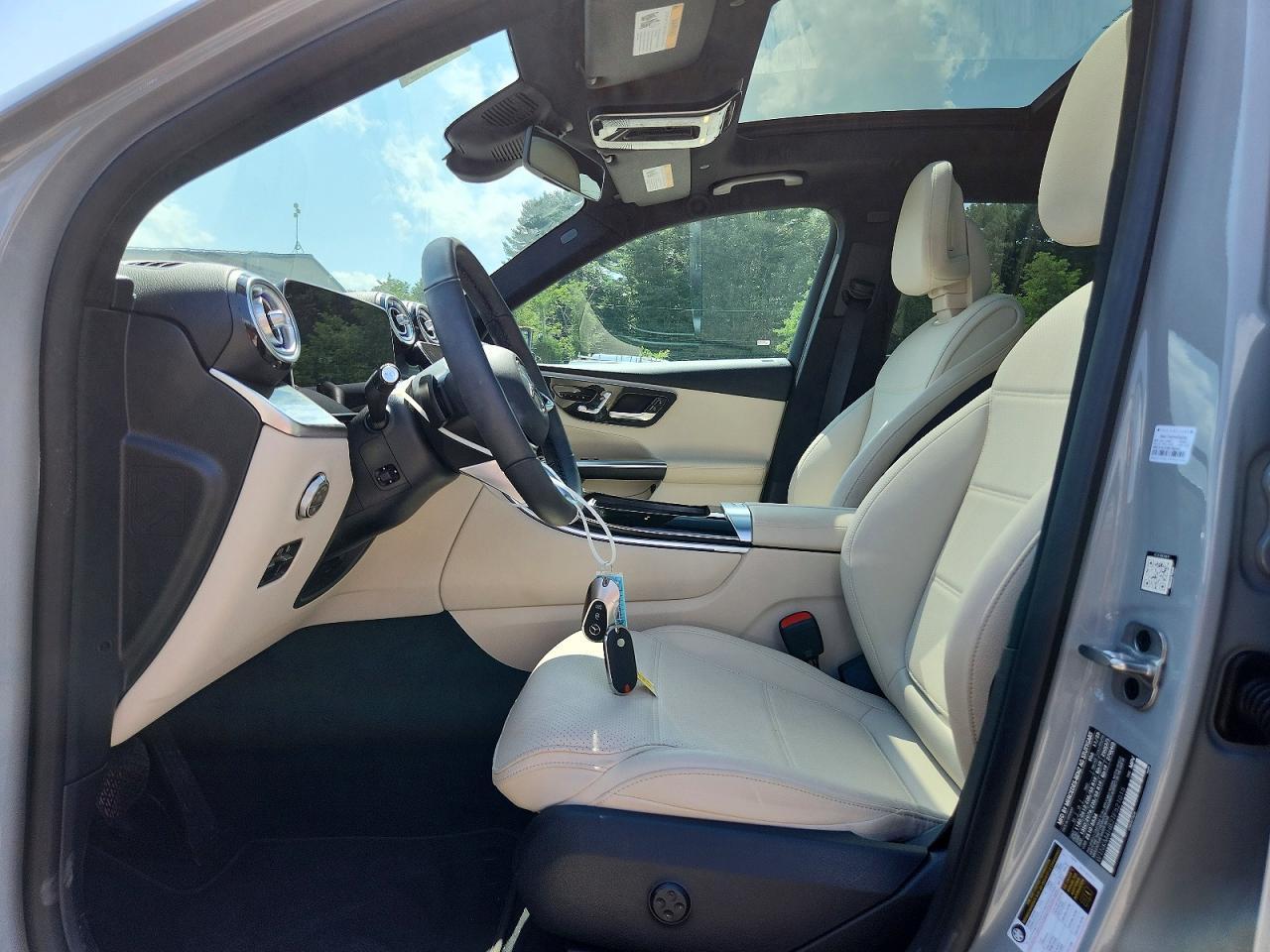 2026 Mercedes-Benz Glc 300 4Matic - Image 7