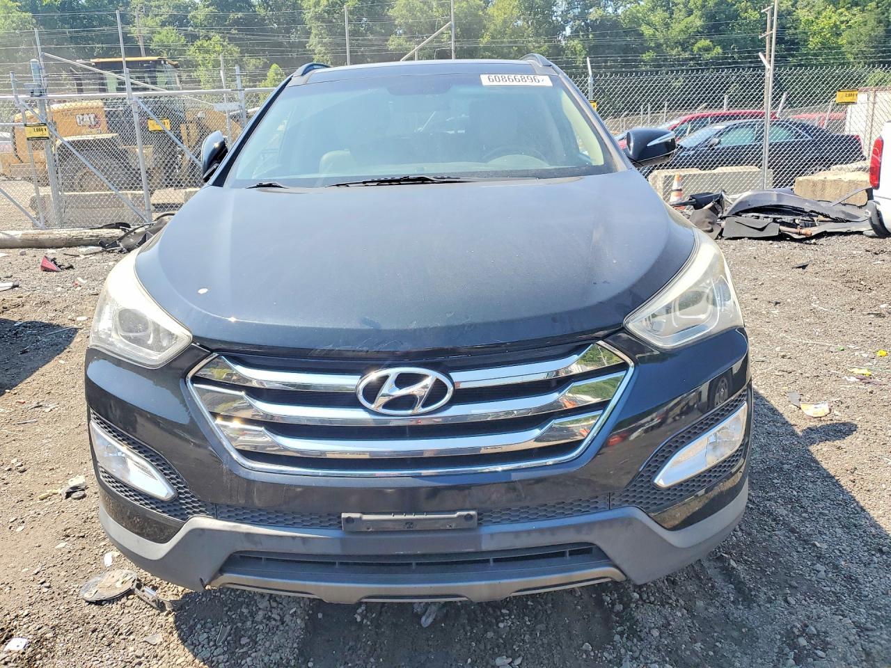 2014 Hyundai Santa Fe Sport 2.4L - Image 5