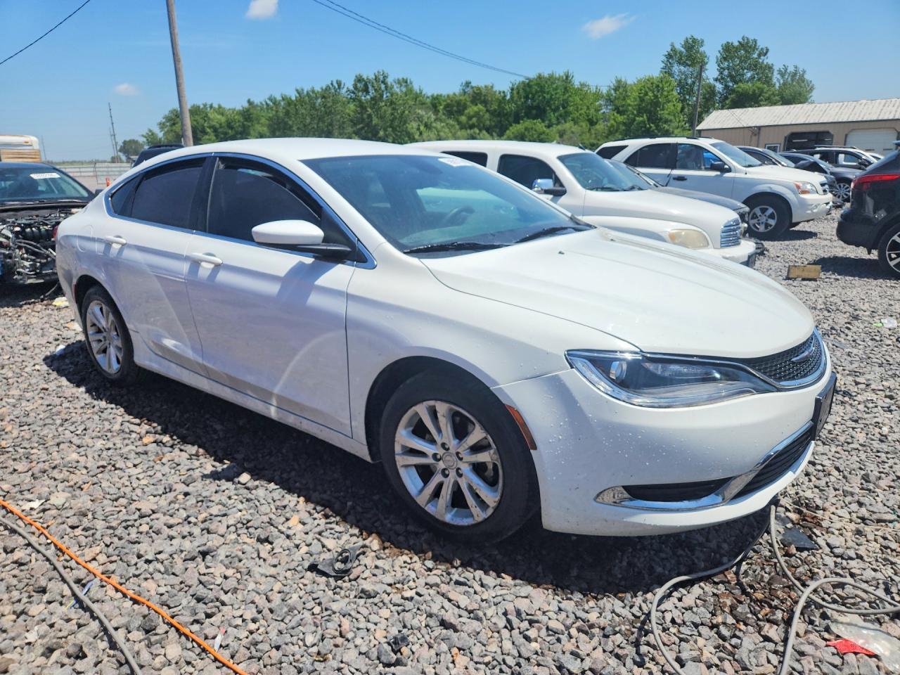 2015 Chrysler 200 Limited - Фото 4