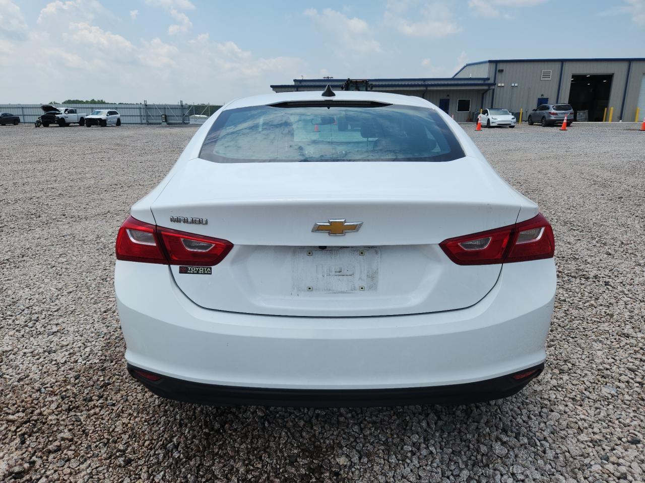 2020 Chevrolet Malibu Ls - Image 6