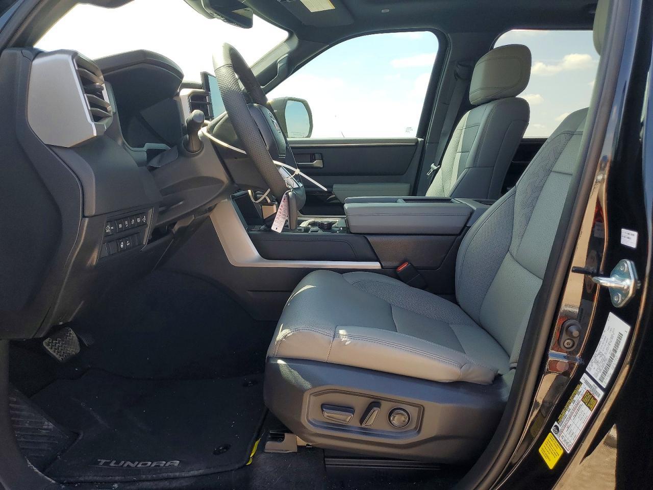 2025 Toyota Tundra Limited - Фото 7