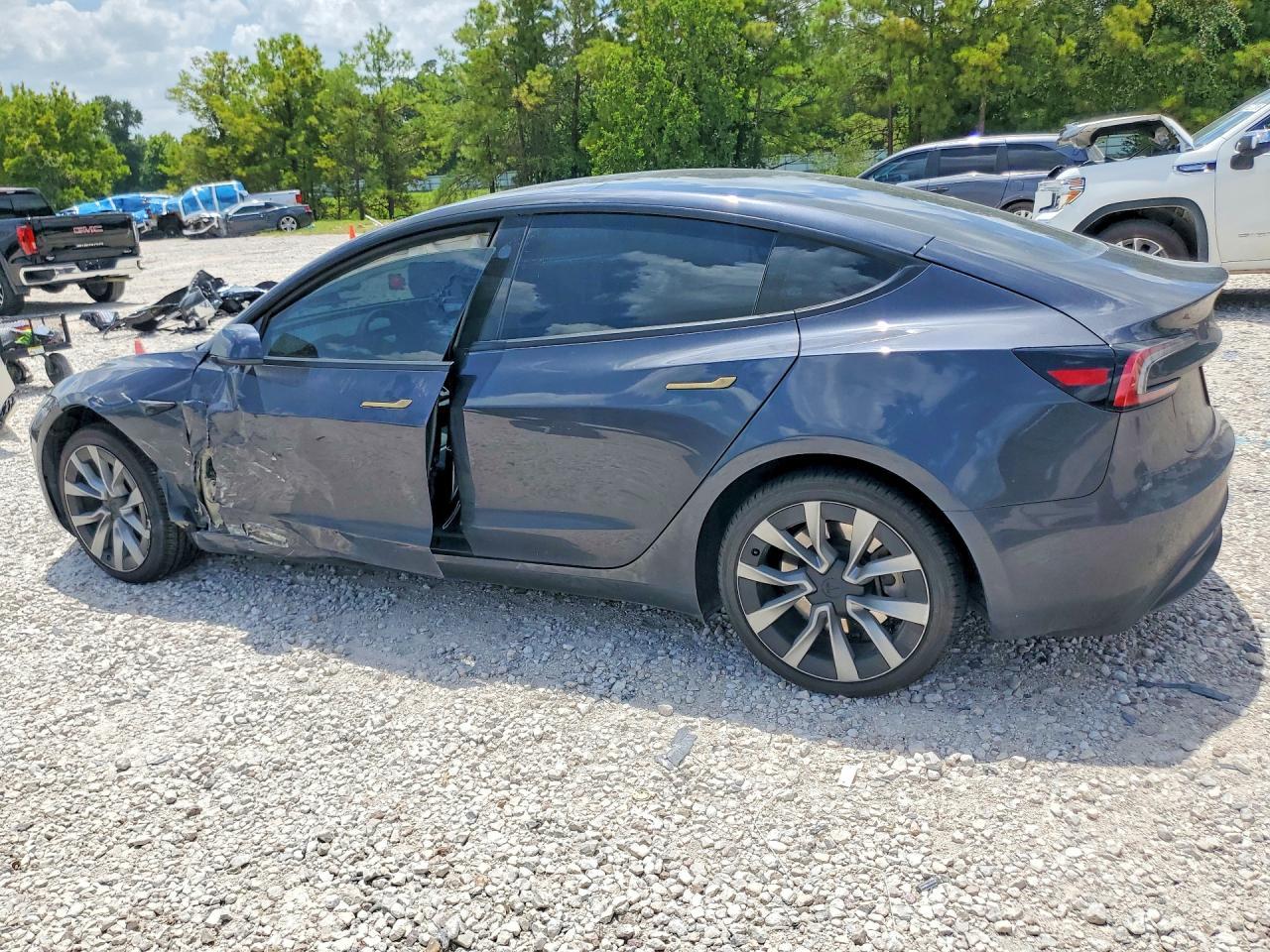 2024 Tesla Model 3 - Image 2