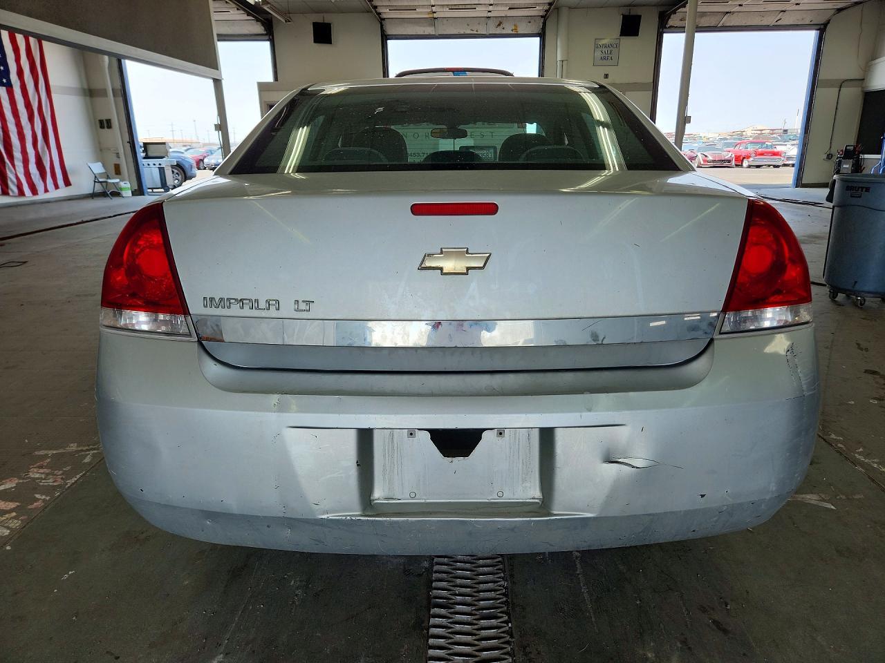 2010 Chevrolet Impala Lt - Image 6