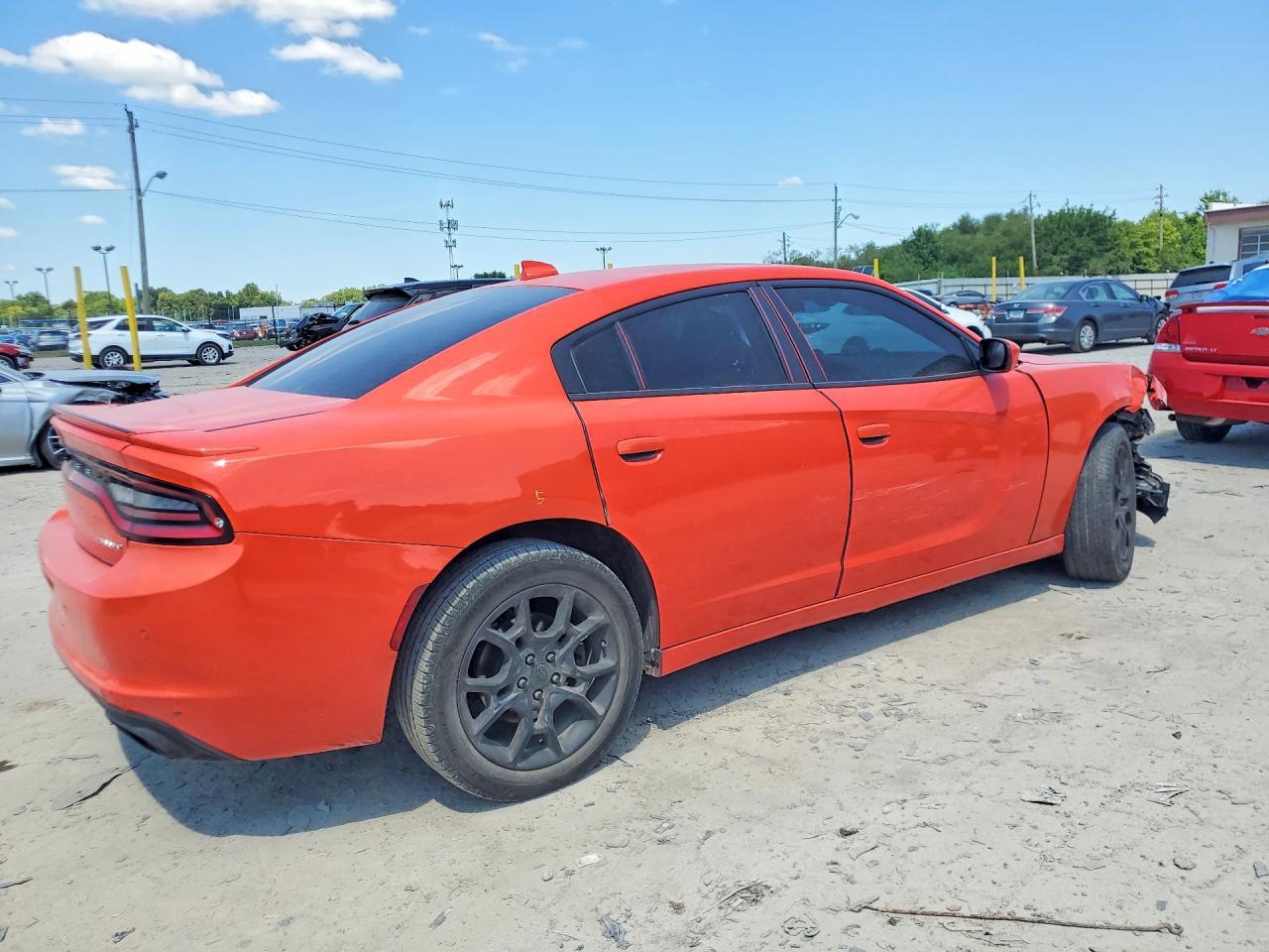 2017 Dodge Charger Sxt - Фото 3