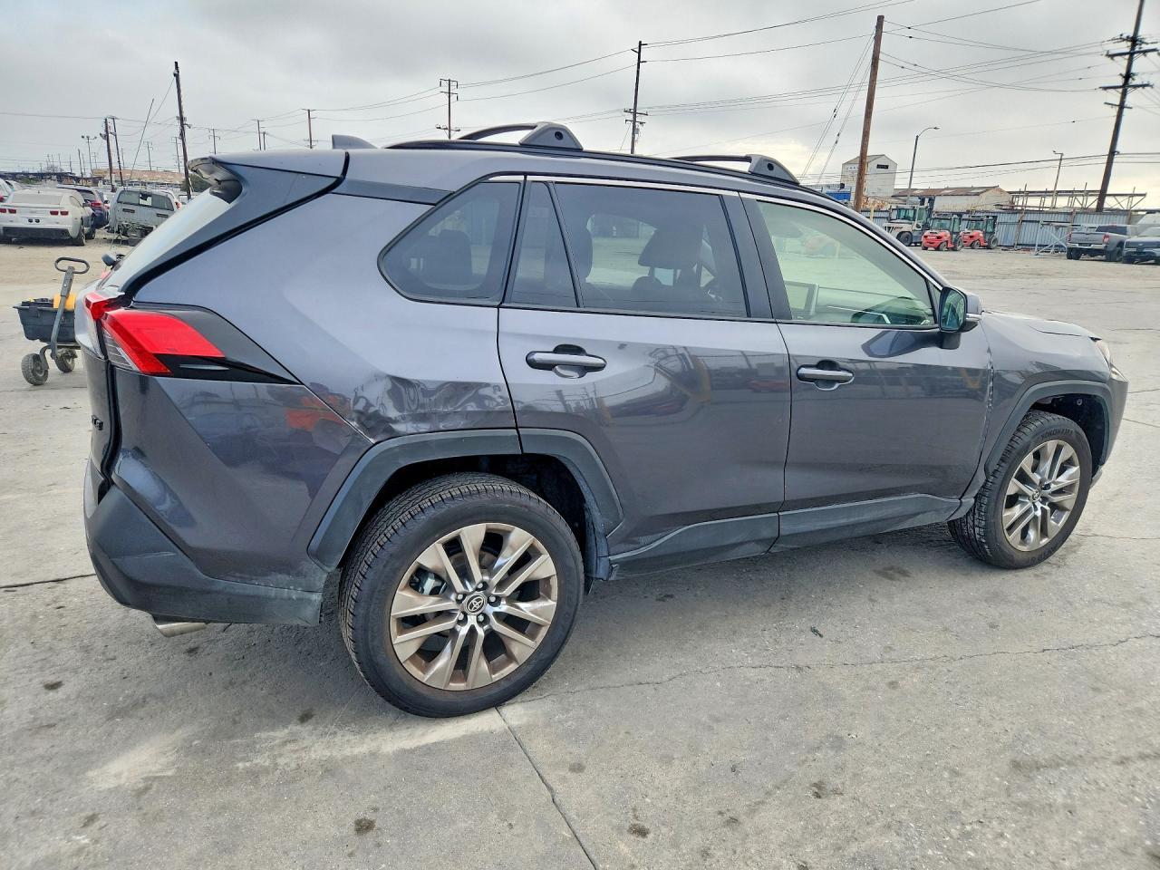 2025 Toyota Rav4 Xle Premium - Фото 3
