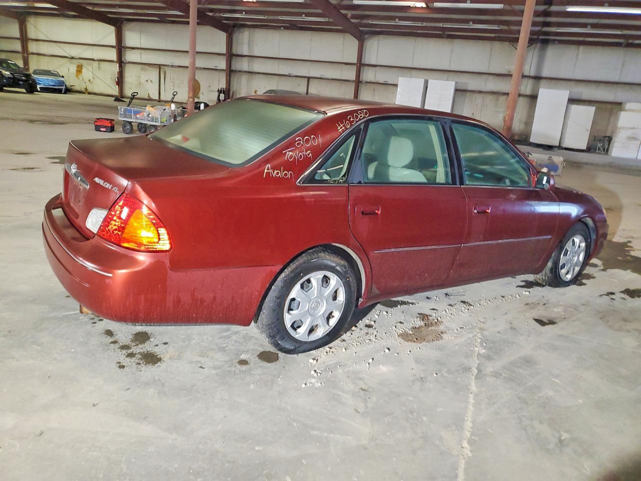 2001 Toyota Avalon Xl - Image 3