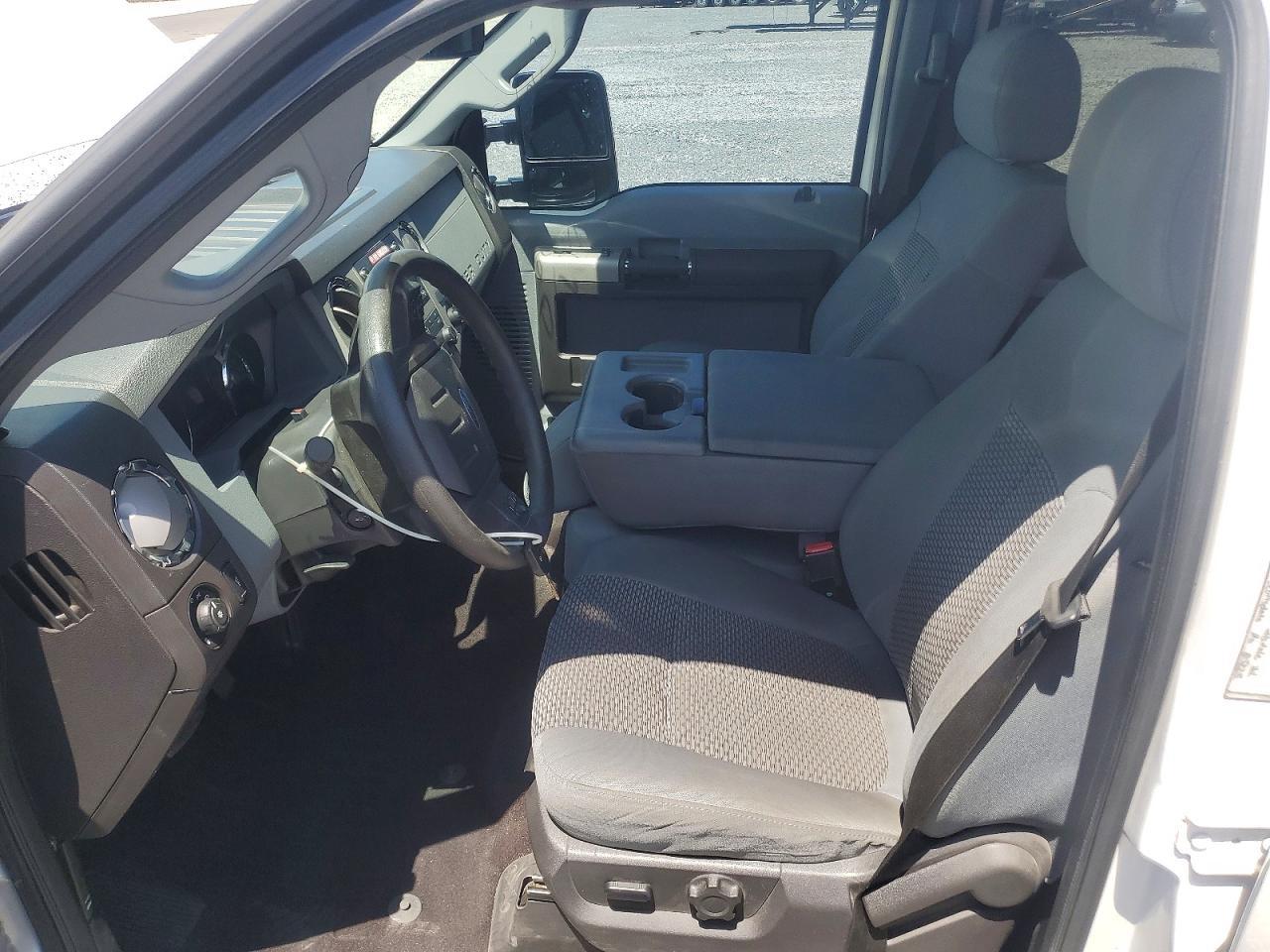 2015 Ford F250 Super Duty - Фото 7