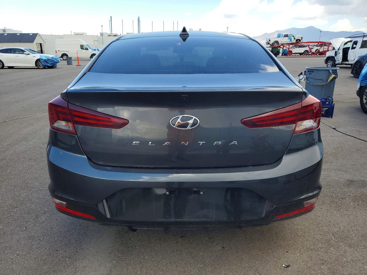 2020 Hyundai Elantra Sel - Image 6