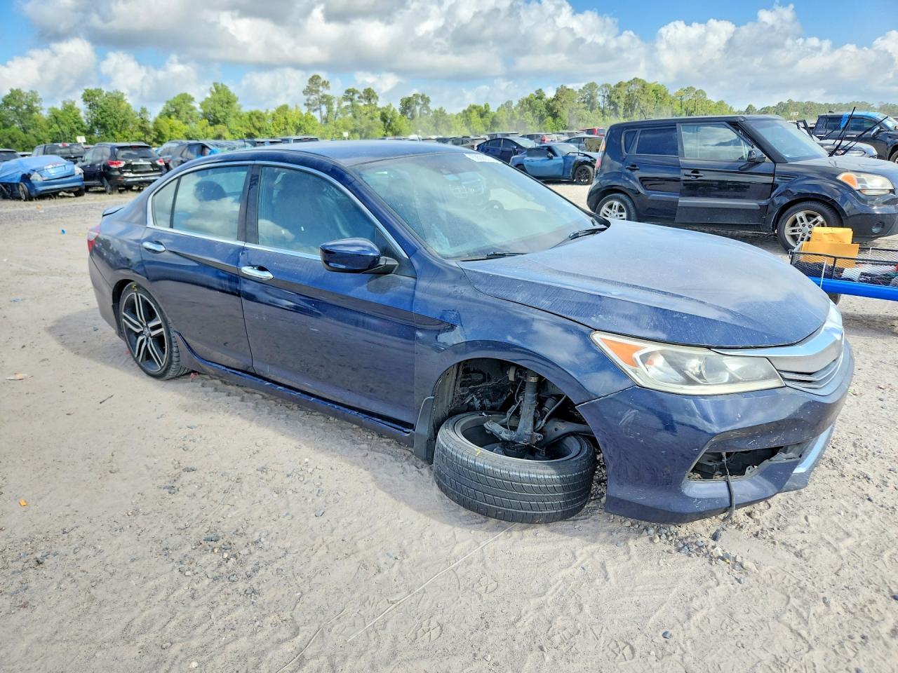 2017 Honda Accord Sport - Image 4