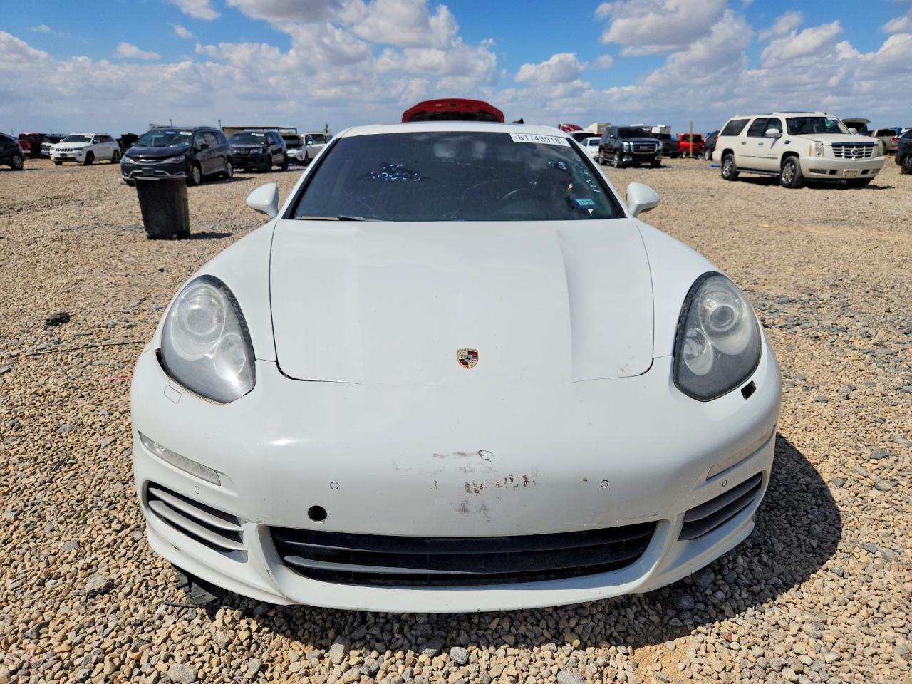 2014 Porsche Panamera 2 - Image 5
