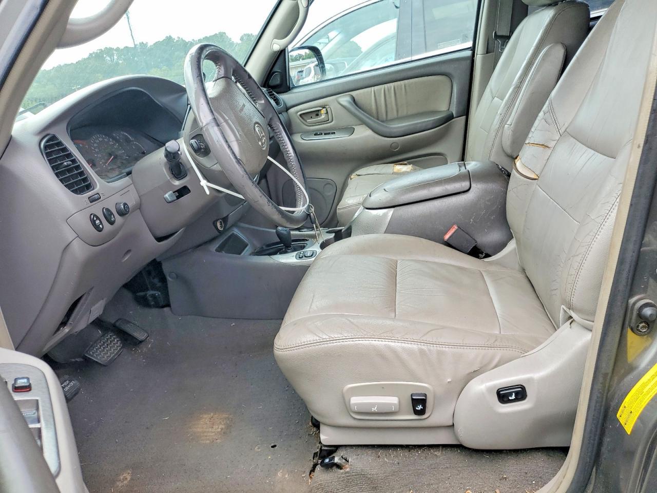 2004 Toyota Sequoia Limited - Фото 7