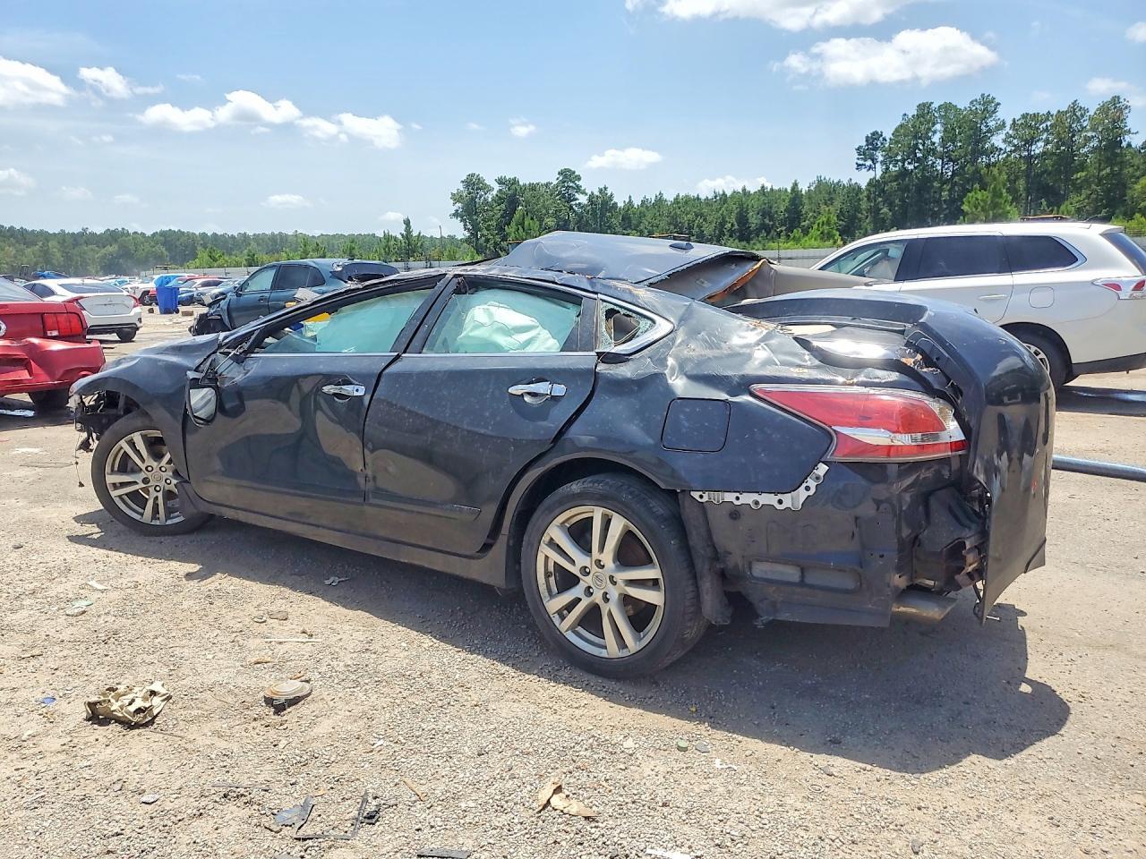 2015 Nissan Altima 3.5 Sl - Image 2