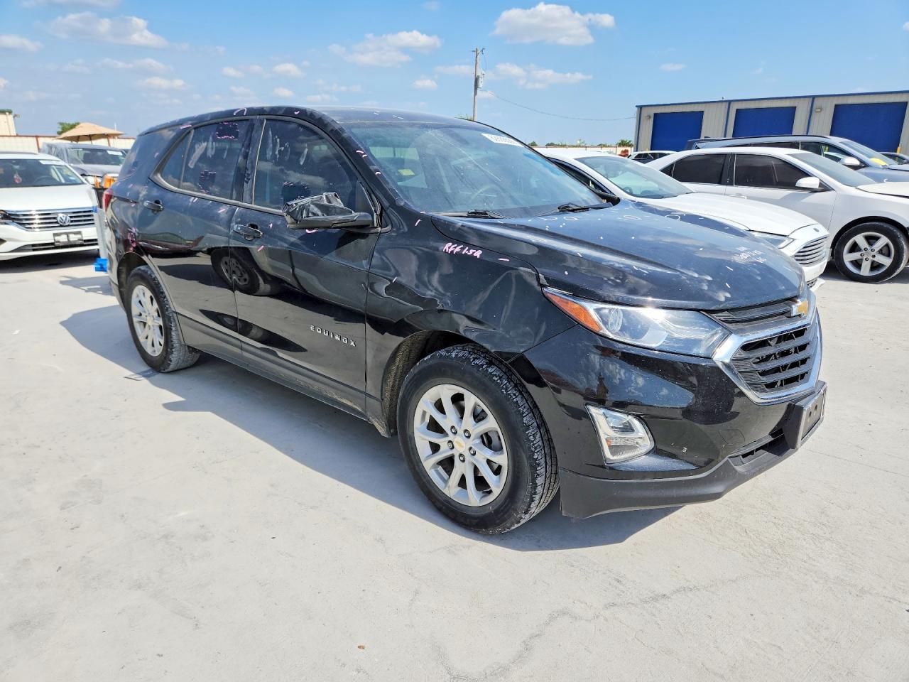 2019 Chevrolet Equinox Ls - Image 4
