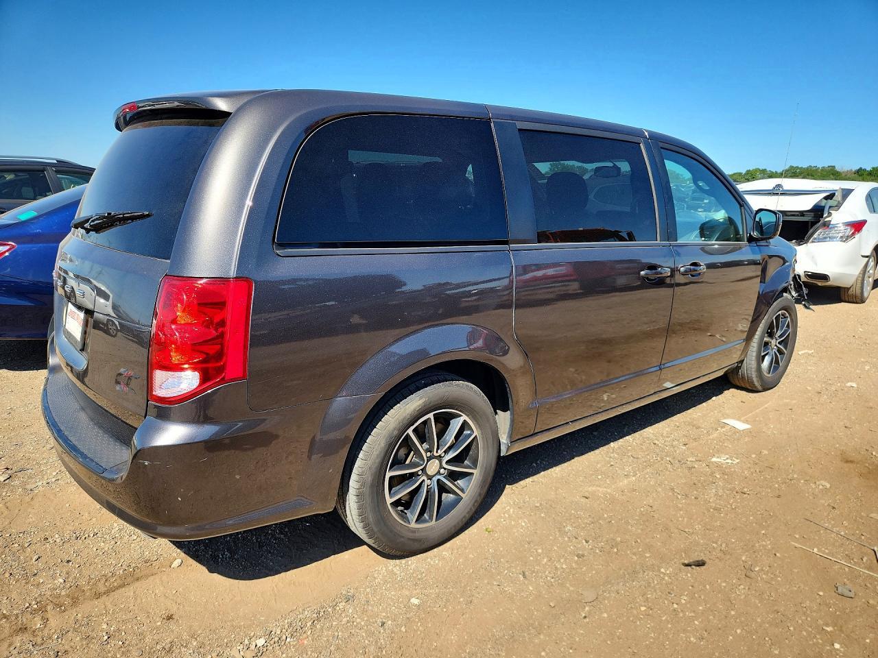 2018 Dodge Grand Caravan Se - Фото 3