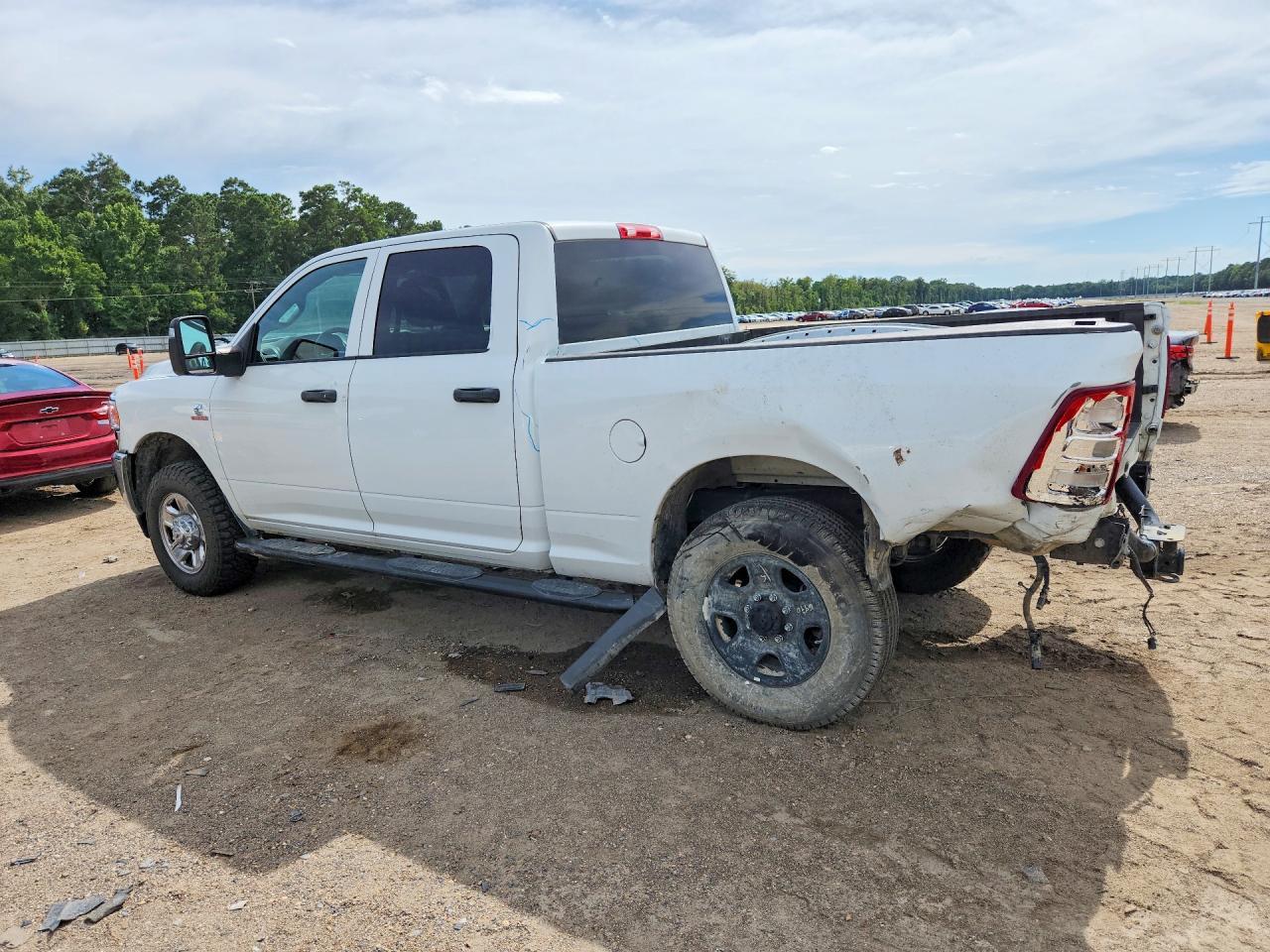 2023 Ram 2500 Tradesman - Фото 2