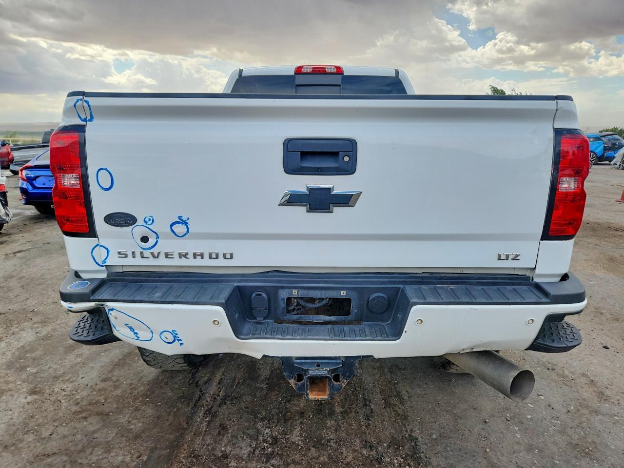 2018 Chevrolet Silverado K2500 Heavy Duty Ltz - Image 6