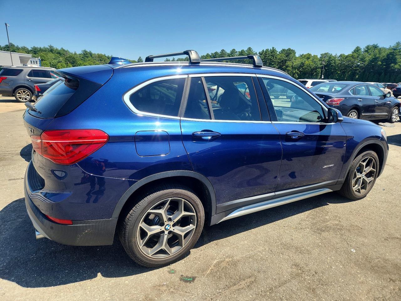 2017 BMW X1 xDrive28I - Image 3