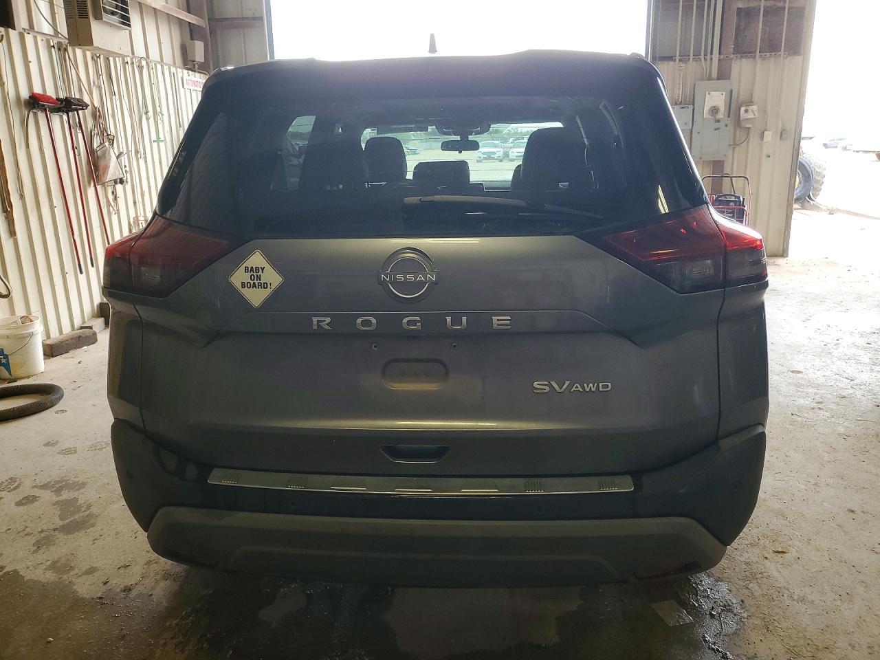 2023 Nissan Rogue Sv - Image 6