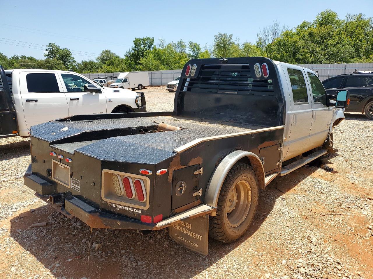2016 Ford F350 Super Duty - Фото 3