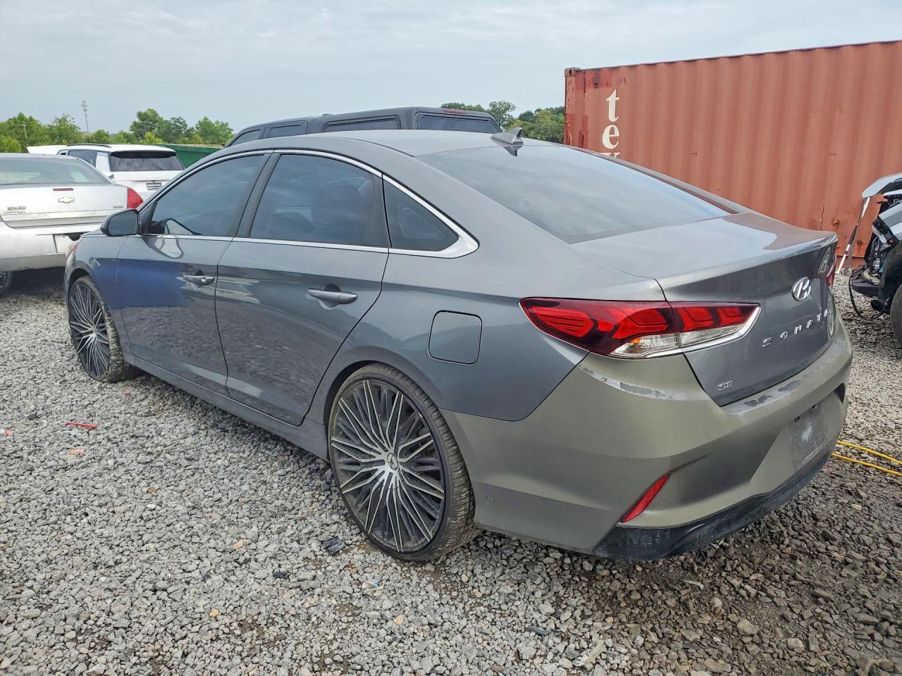 2019 Hyundai Sonata Se - Фото 2