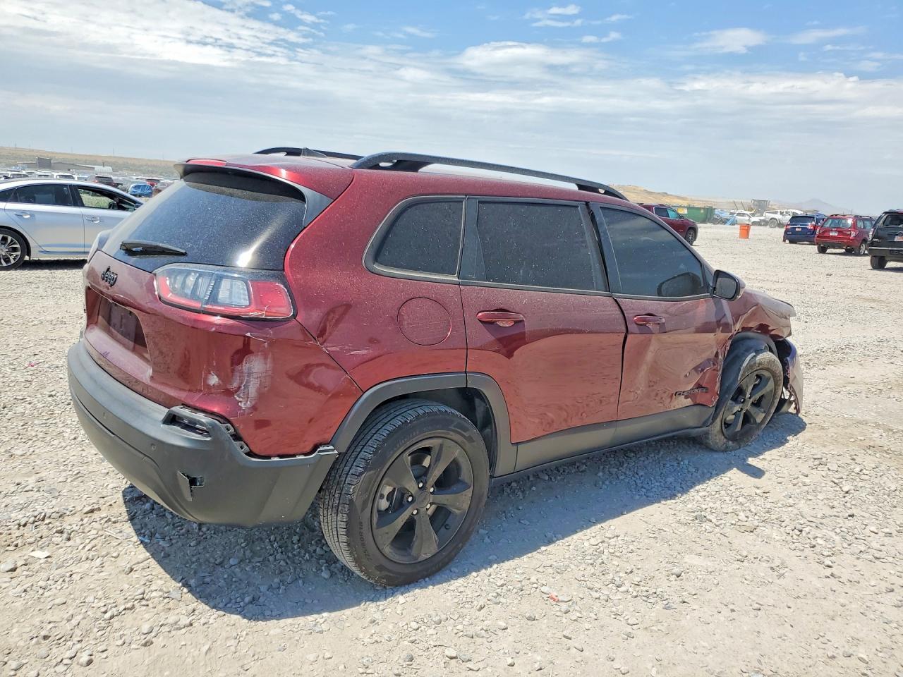 2021 Jeep Cherokee Latitude Plus - Фото 3