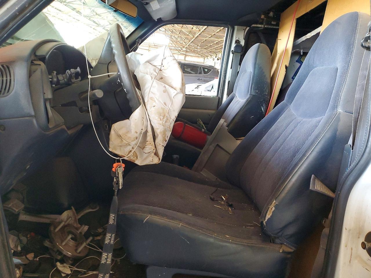 2000 GMC Safari Xt - Фото 7