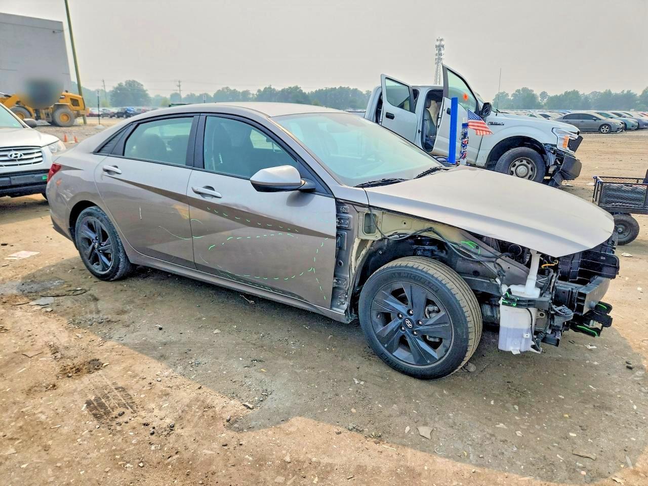 2023 Hyundai Elantra Sel - Фото 4