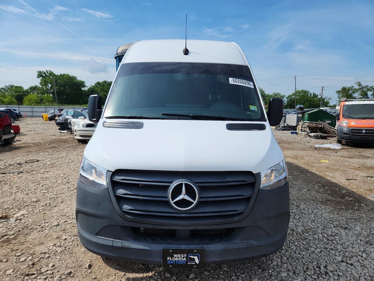 2024 Mercedes-Benz Sprinter 3500 - Фото 5
