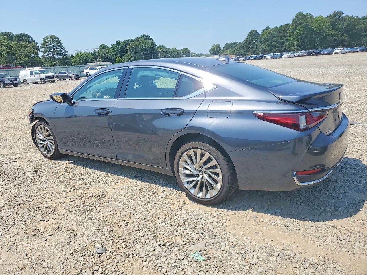 2023 Lexus Es 300H Ultra Luxury - Фото 2