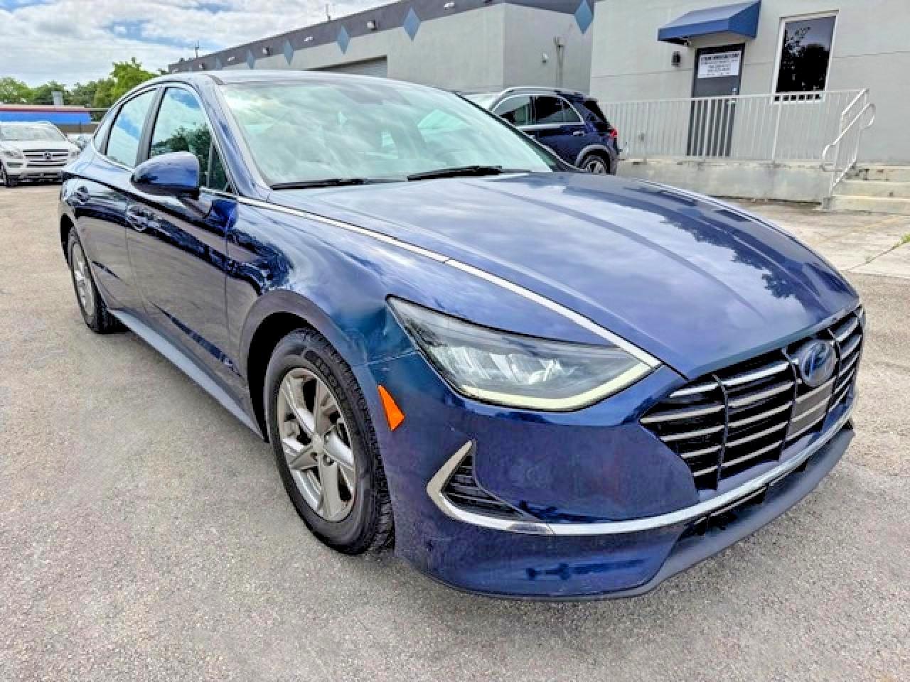 2021 Hyundai Sonata Se - Image 4