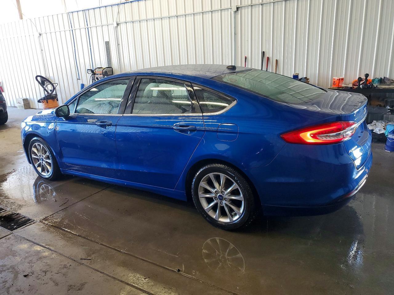 2017 Ford Fusion Se - Фото 2