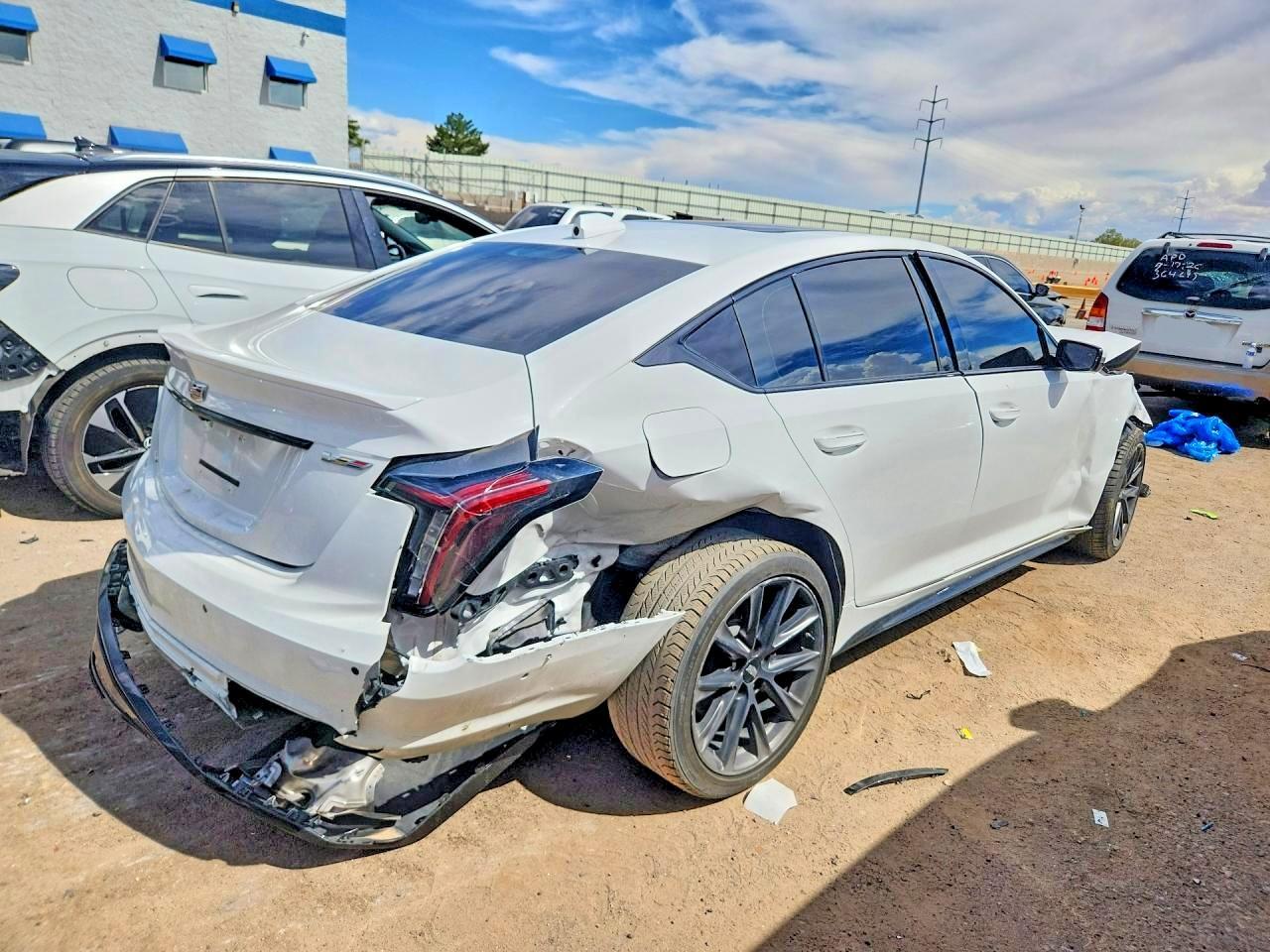 2023 Cadillac Ct5-V - Image 3