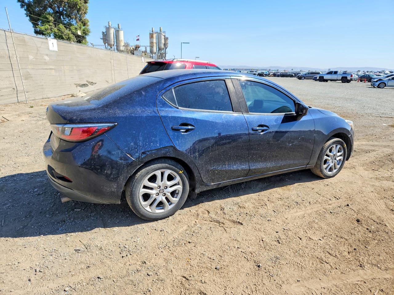 2018 Toyota Yaris Ia Base - Image 3