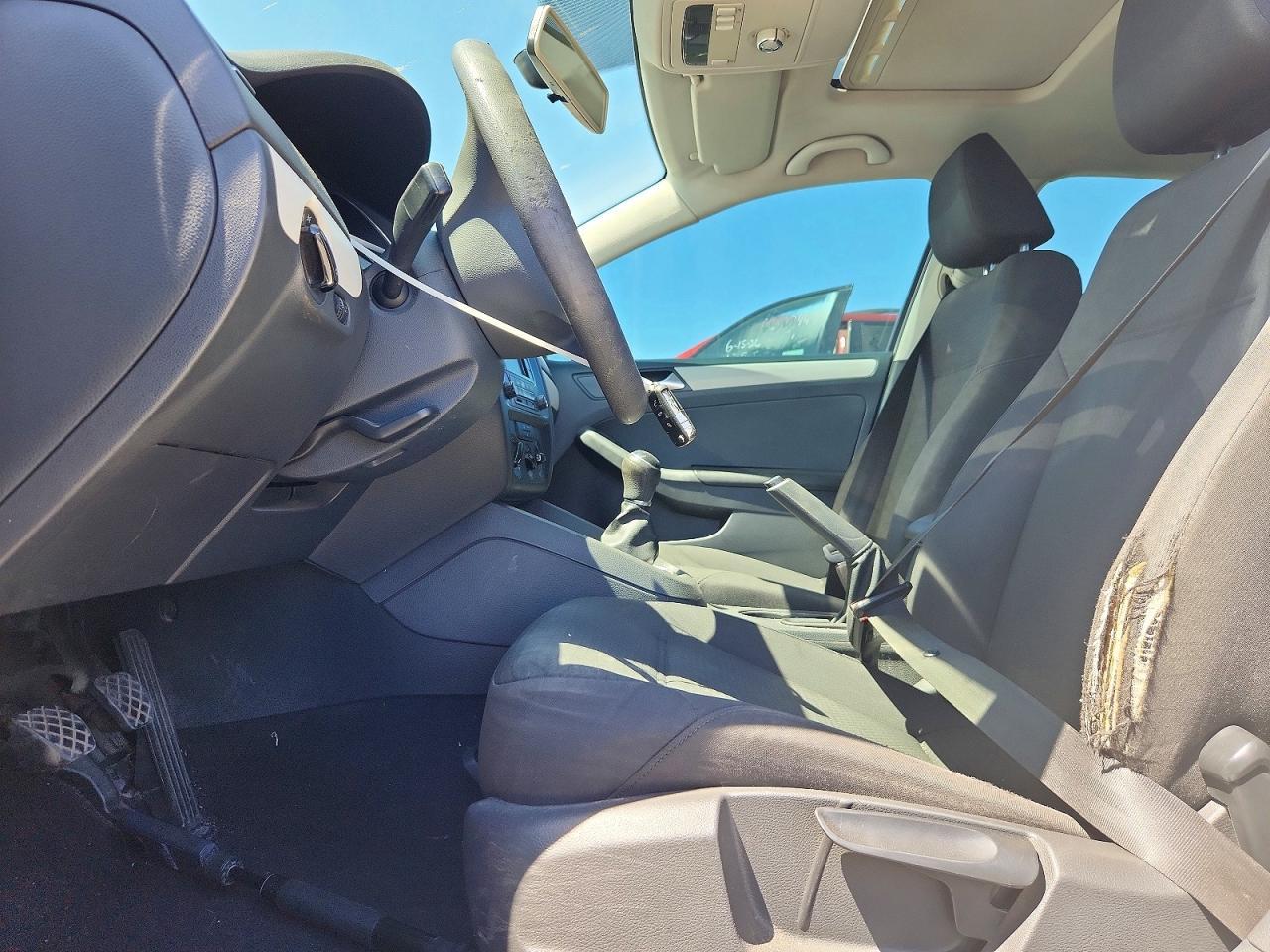 2016 Volkswagen Jetta S - Фото 7