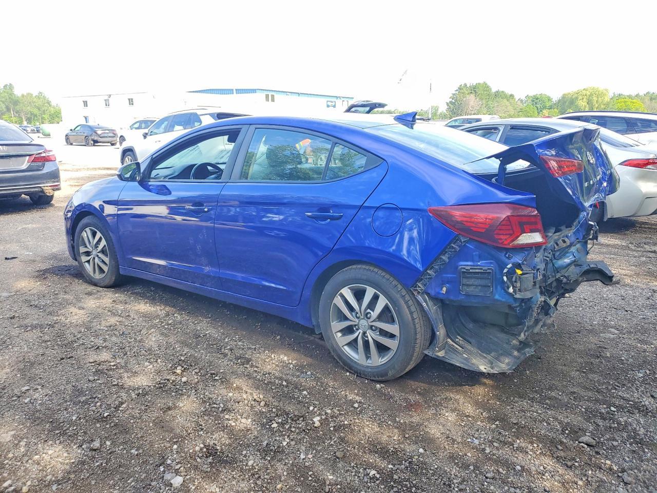2019 Hyundai Elantra - Фото 2