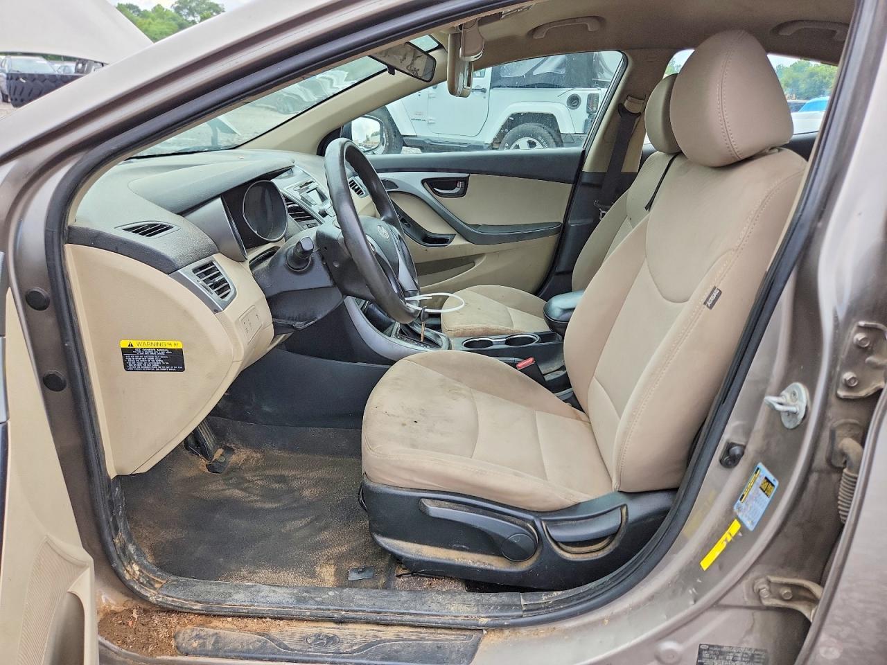 2016 Hyundai Elantra Se - Image 7