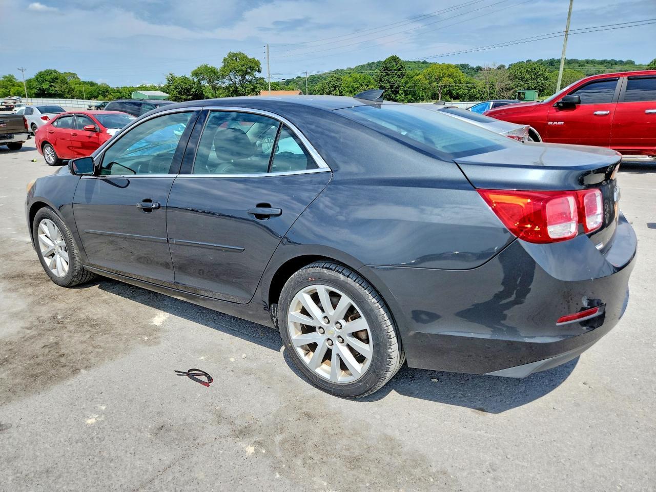 2015 Chevrolet Malibu 2Lt - Image 2