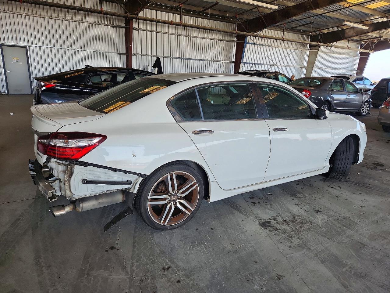2017 Honda Accord Sport - Фото 3