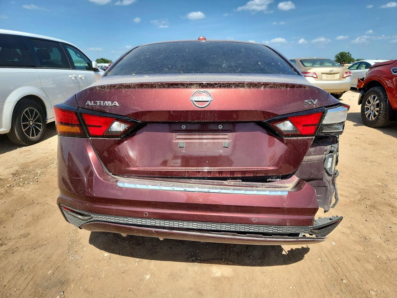 2023 Nissan Altima Sv - Фото 6
