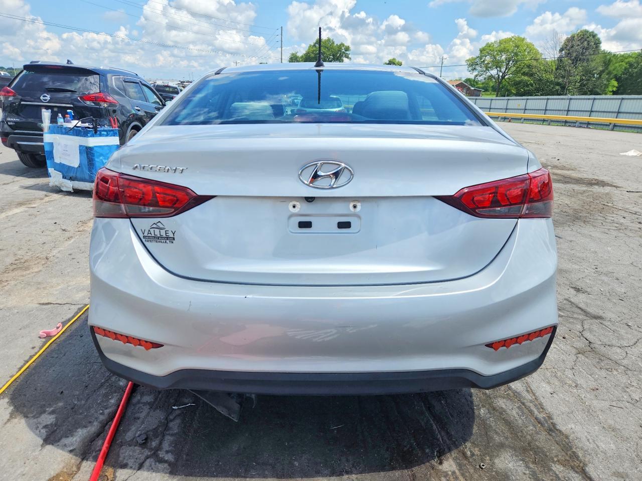 2021 Hyundai Accent Se - Фото 6