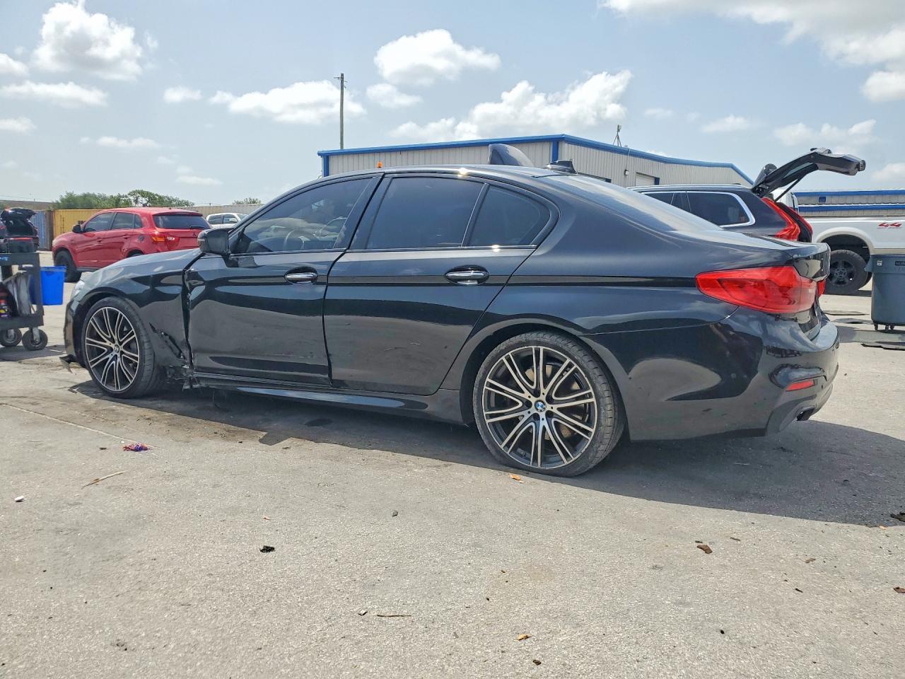 2018 BMW 540 I - Фото 2