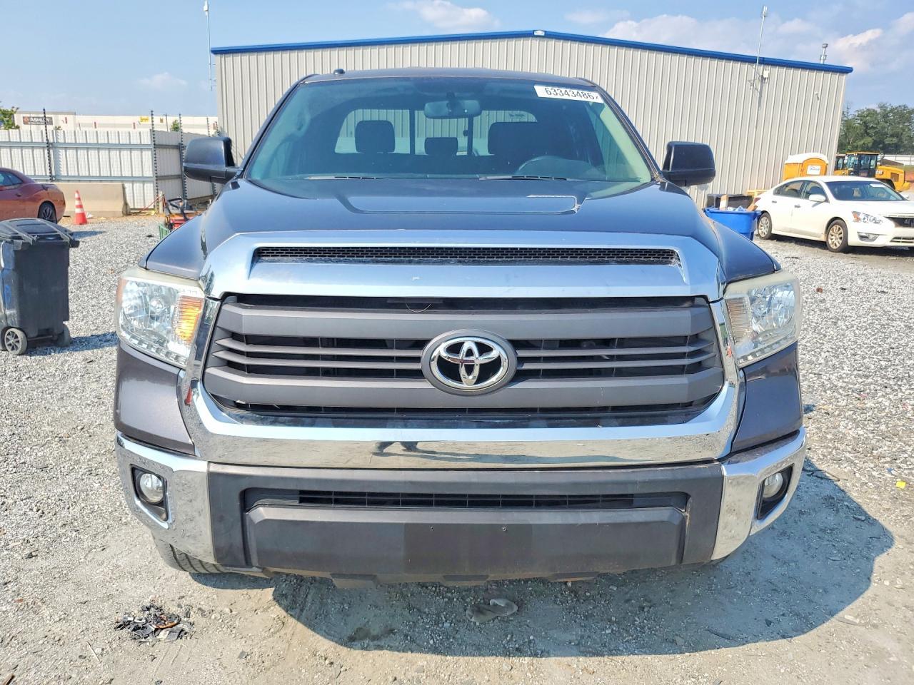 2014 Toyota Tundra Sr5 - Image 5