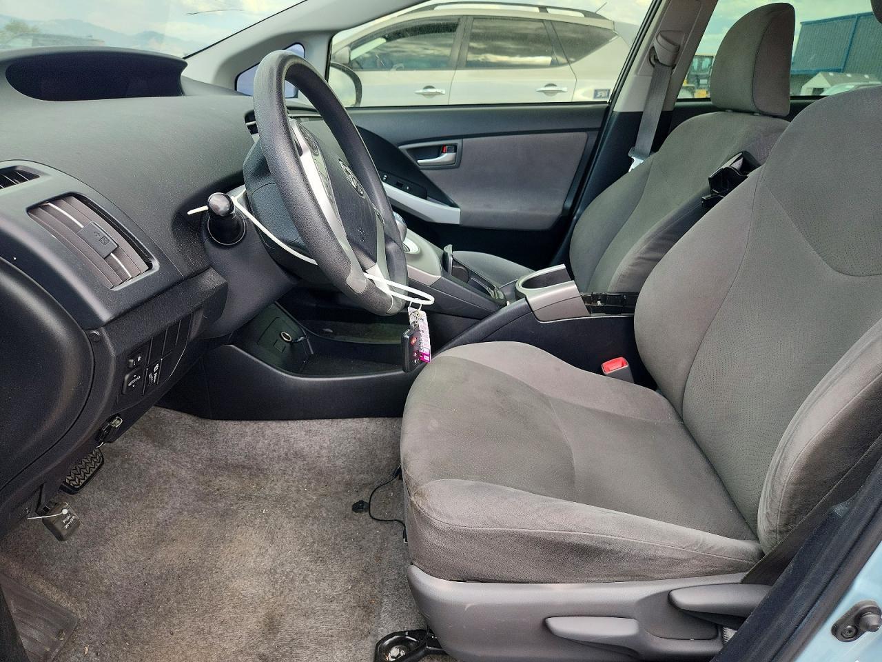 2013 Toyota Prius Three - Фото 7