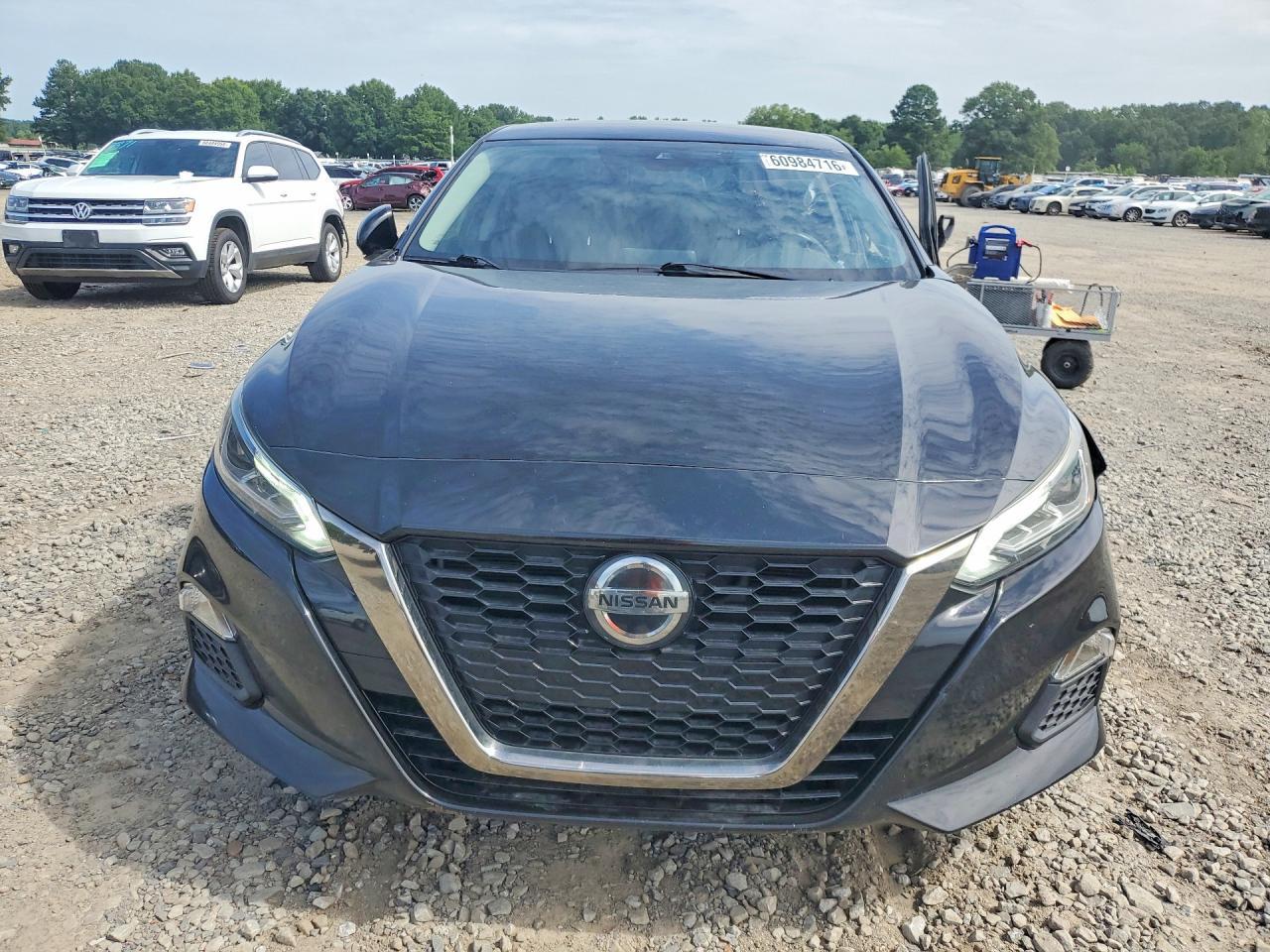 2021 Nissan Altima Sr - Image 5