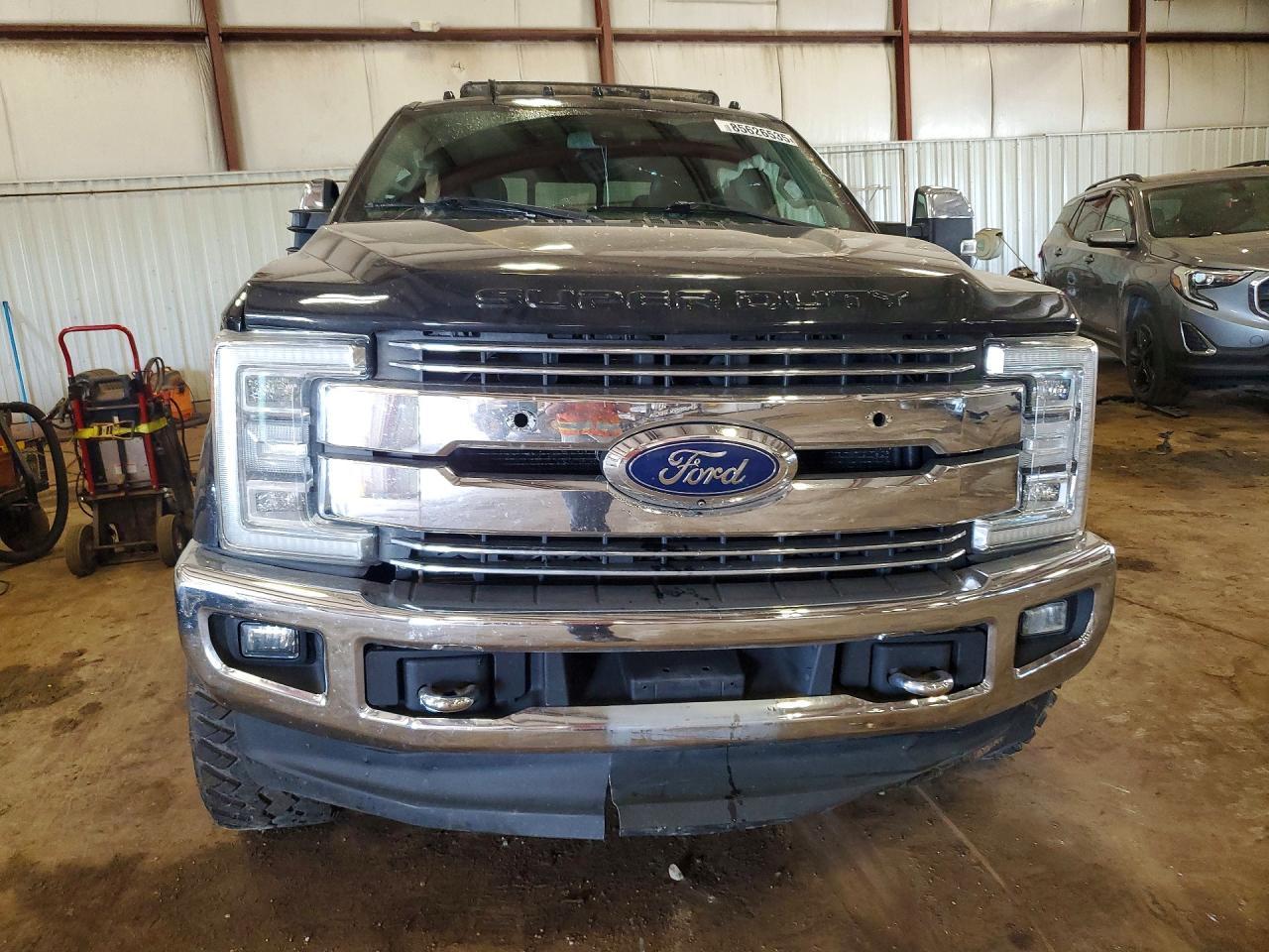 2019 Ford F350 Super Duty - Фото 5